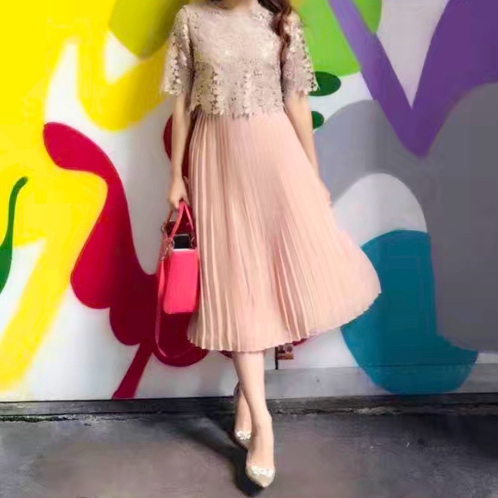 Super cute, shiny floral midi dress. Worn one time.